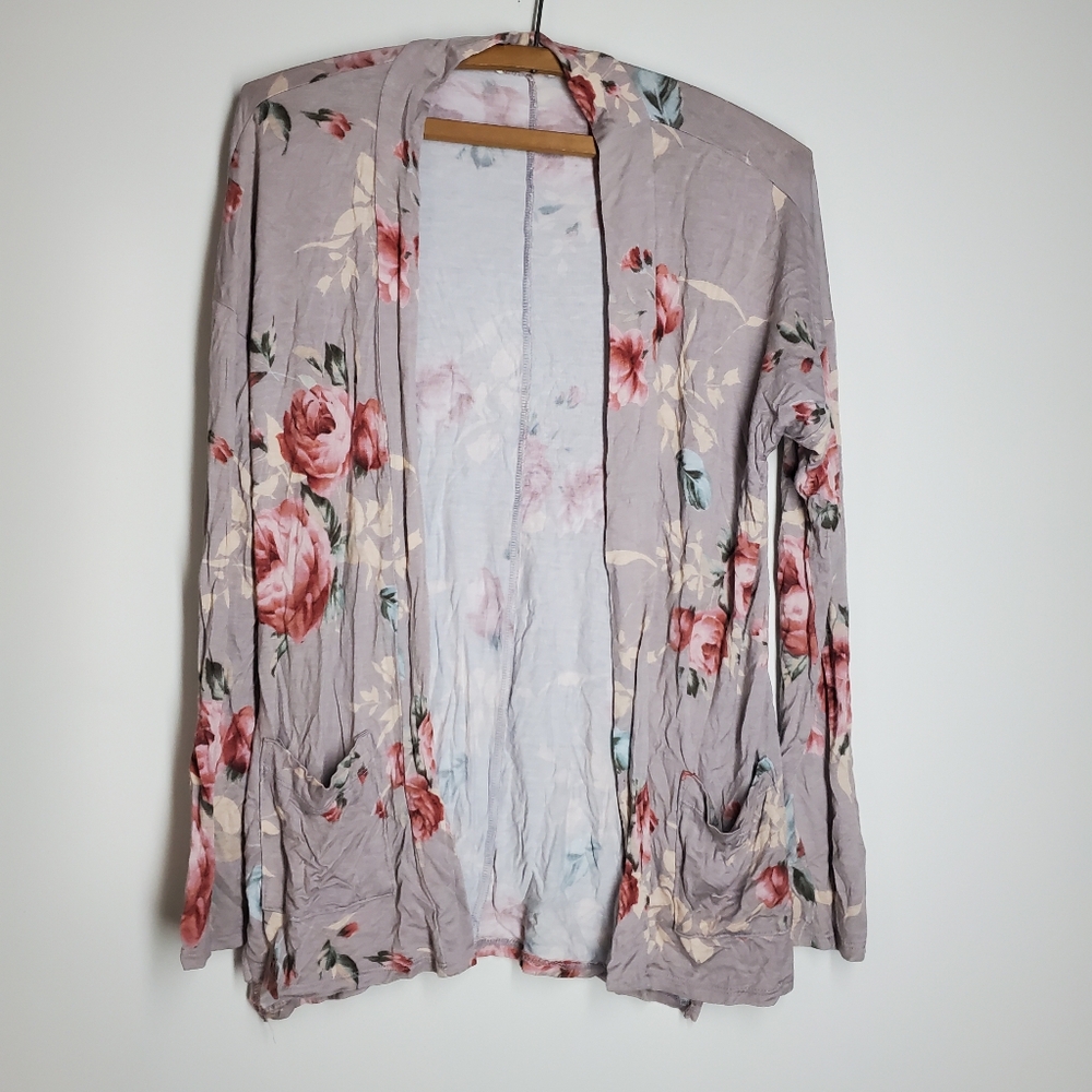 Maunces Lightweight Soft Rose Cardigan. Size S